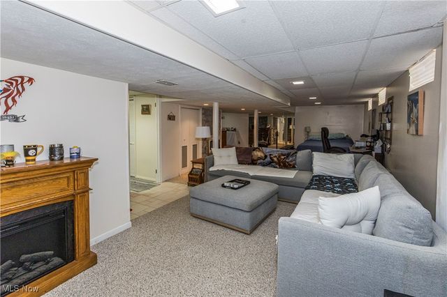 2333 S Taylor Road, Cleveland Heights, OH 44118