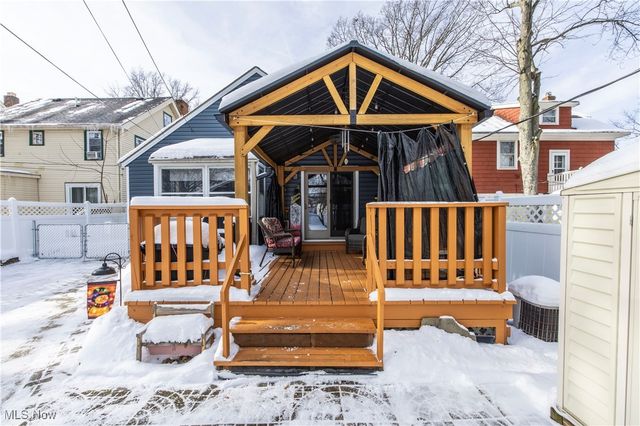 2333 S Taylor Road, Cleveland Heights, OH 44118