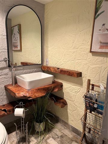 38 Northampton B 38, West Palm Beach, FL 33417