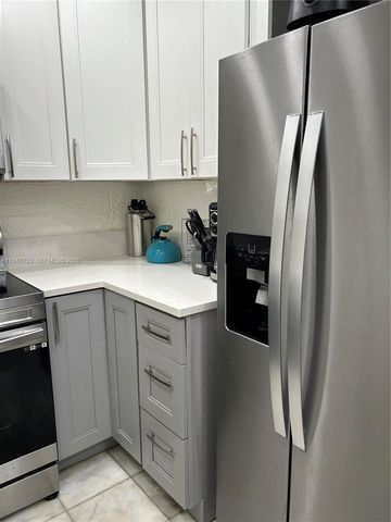 38 Northampton B 38, West Palm Beach, FL 33417