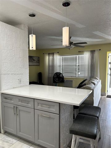 38 Northampton B 38, West Palm Beach, FL 33417