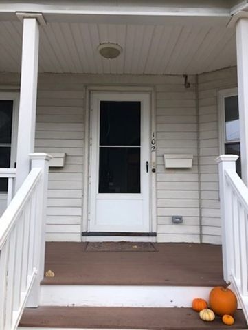 102 Putnam St -, Quincy, MA 02169