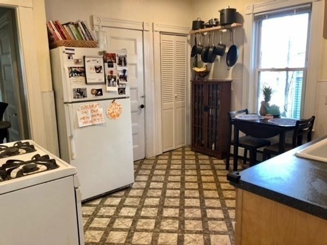 102 Putnam St -, Quincy, MA 02169