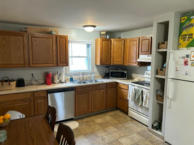 72 Cornelia Street, Plattsburgh, NY 12901