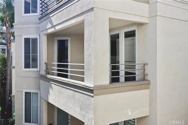 2253 Martin Street 321, Irvine, CA 92612