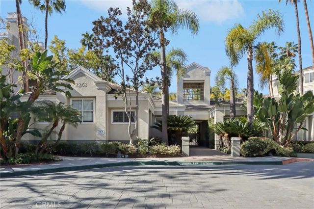 2253 Martin Street 321, Irvine, CA 92612