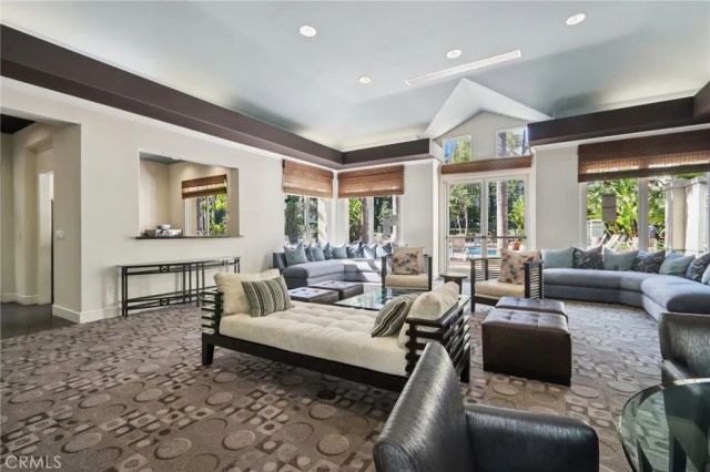 2253 Martin Street 321, Irvine, CA 92612