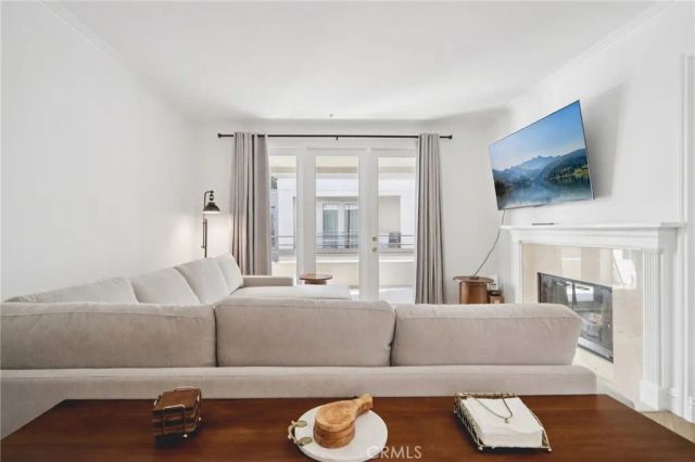 2253 Martin Street 321, Irvine, CA 92612