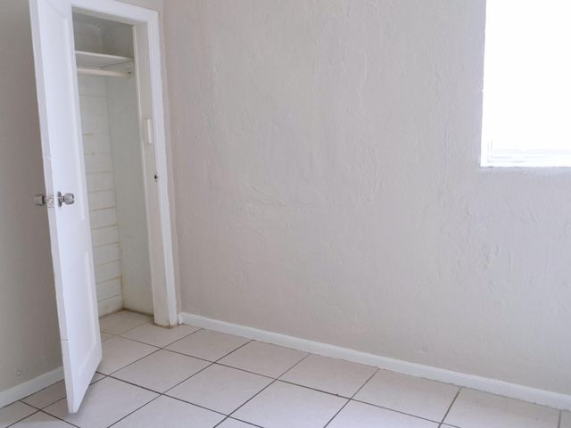 1104 22ND Street B, West Palm Beach, FL 33407