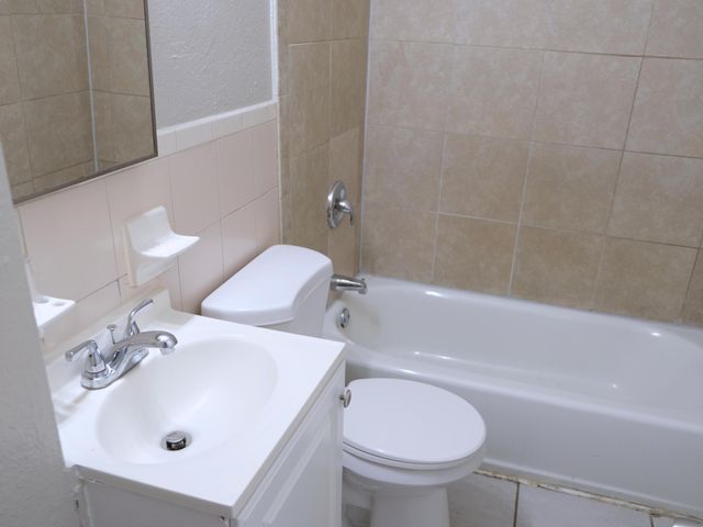 1104 22ND Street B, West Palm Beach, FL 33407