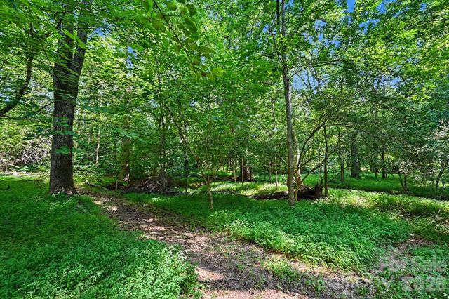 10006 Stoneleigh Lane, Charlotte, NC 28277