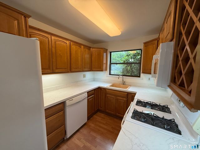 17 Beecher Lane 17, Rocky Hill, CT 06067