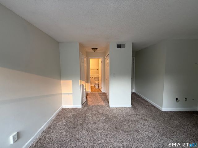 17 Beecher Lane 17, Rocky Hill, CT 06067