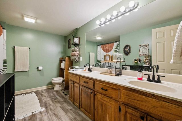 1713 Salem Road, Benton, AR 72019