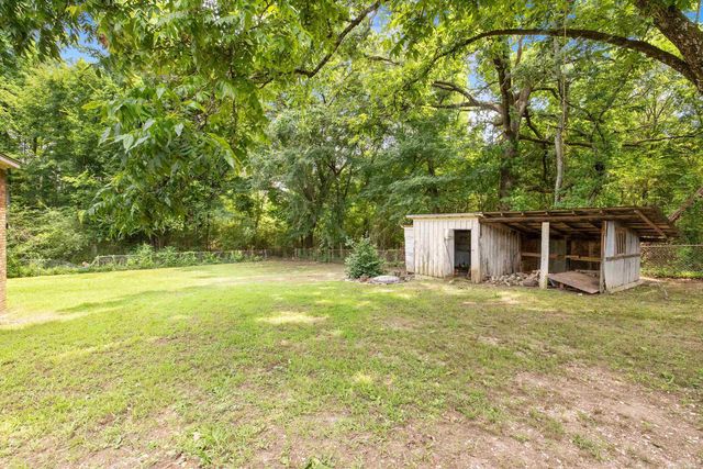 1713 Salem Road, Benton, AR 72019