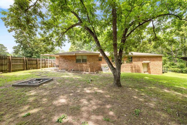 1713 Salem Road, Benton, AR 72019