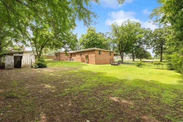 1713 Salem Road, Benton, AR 72019