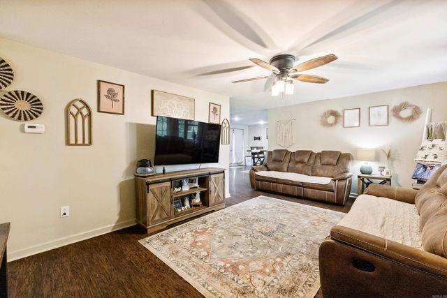 1713 Salem Road, Benton, AR 72019