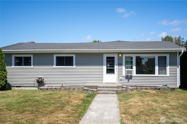456 E Street, Blaine, WA 98230