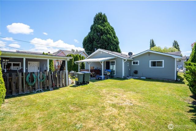 456 E Street, Blaine, WA 98230