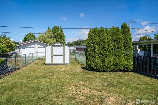 456 E Street, Blaine, WA 98230