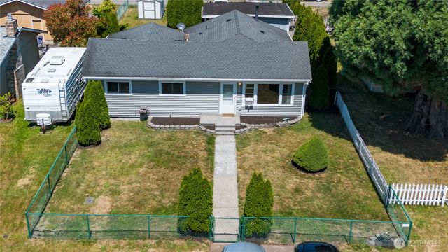 456 E Street, Blaine, WA 98230