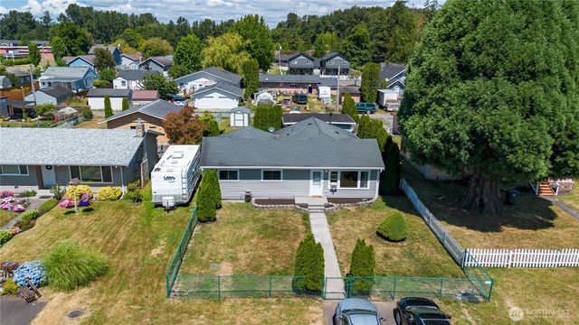 456 E Street, Blaine, WA 98230