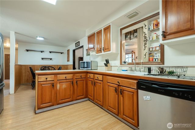 456 E Street, Blaine, WA 98230