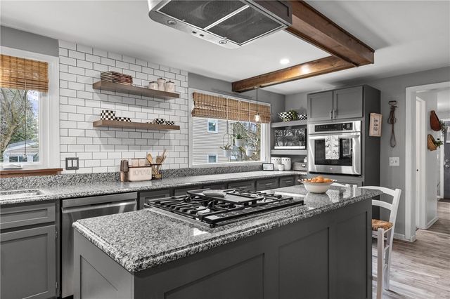 251 Hillary Lane, Penfield, NY 14526