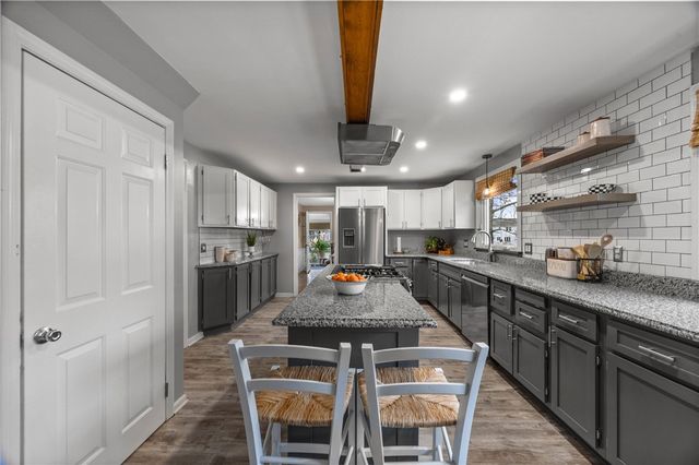 251 Hillary Lane, Penfield, NY 14526