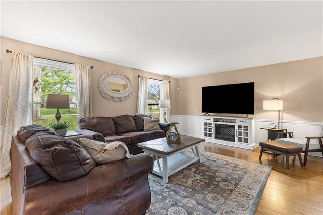 251 Hillary Lane, Penfield, NY 14526