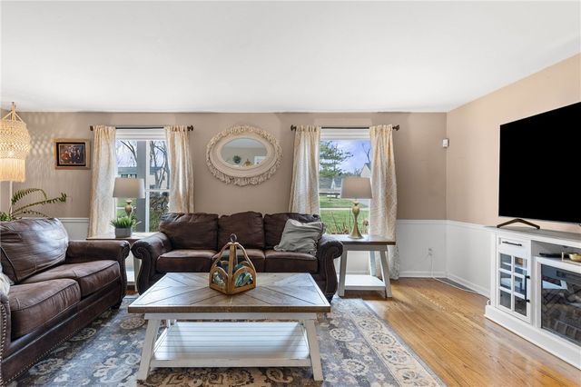 251 Hillary Lane, Penfield, NY 14526