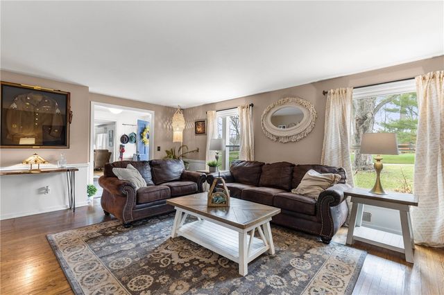 251 Hillary Lane, Penfield, NY 14526