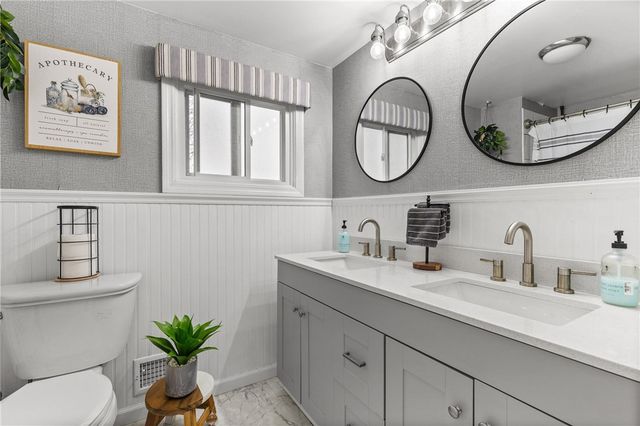 251 Hillary Lane, Penfield, NY 14526