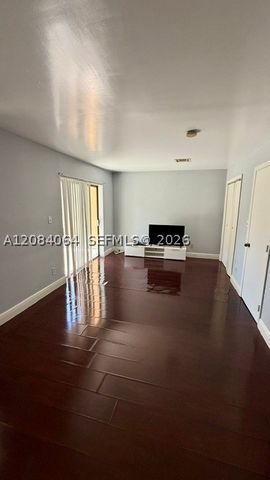 12 Meacham Ln 12, Tamarac, FL 33319
