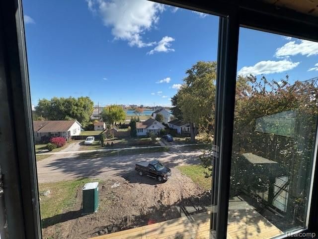 2431 Armour St, Port Huron, MI 48060