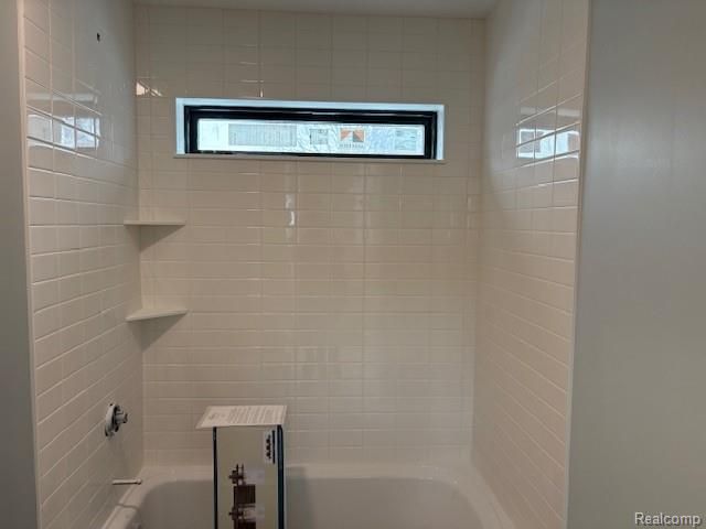 2431 Armour St, Port Huron, MI 48060