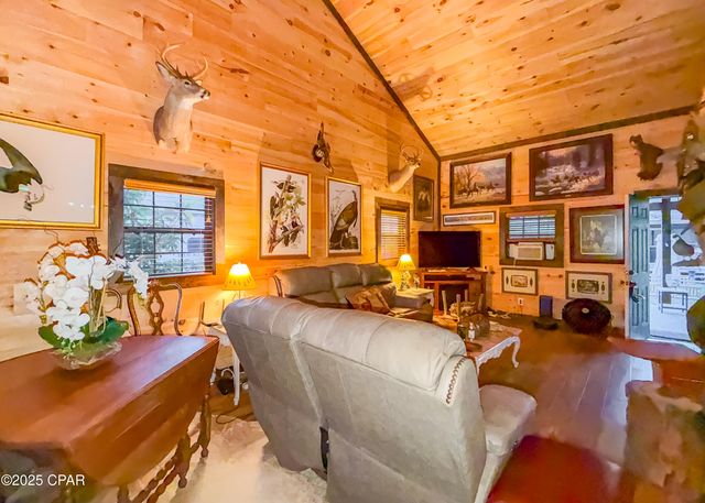 38134 SW Forest Road 123, Bristol, FL 32321