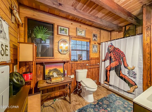 38134 SW Forest Road 123, Bristol, FL 32321