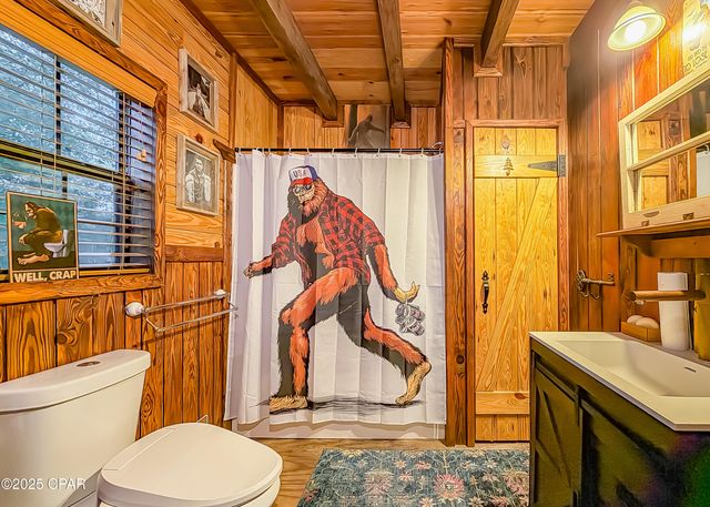 38134 SW Forest Road 123, Bristol, FL 32321