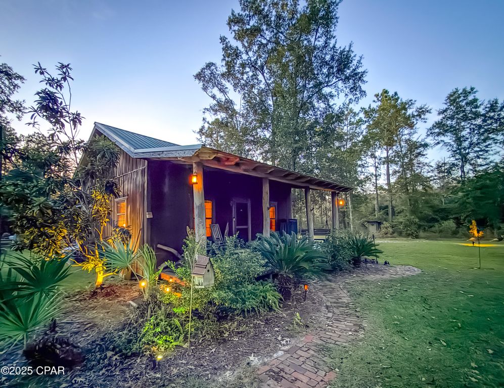 38134 SW Forest Road 123, Bristol, FL 32321