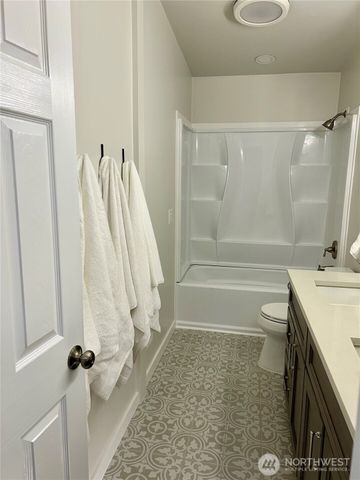 21901 SE 288th Street, Black Diamond, WA 98010