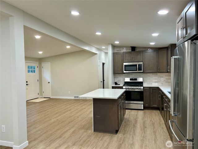 21901 SE 288th Street, Black Diamond, WA 98010