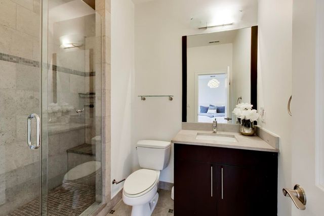 3407 N Bell Avenue B, Chicago, IL 60618