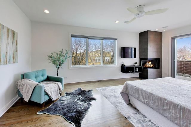 3407 N Bell Avenue B, Chicago, IL 60618