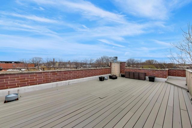 3407 N Bell Avenue B, Chicago, IL 60618