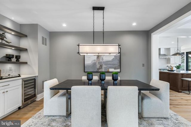 5206 12TH ST N, Arlington, VA 22205