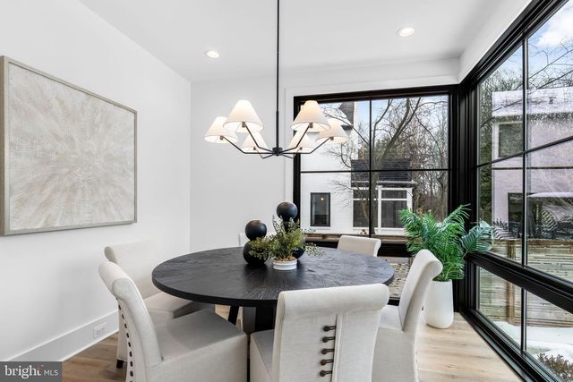 5206 12TH ST N, Arlington, VA 22205