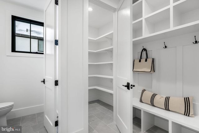 5206 12TH ST N, Arlington, VA 22205