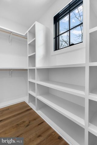 5206 12TH ST N, Arlington, VA 22205